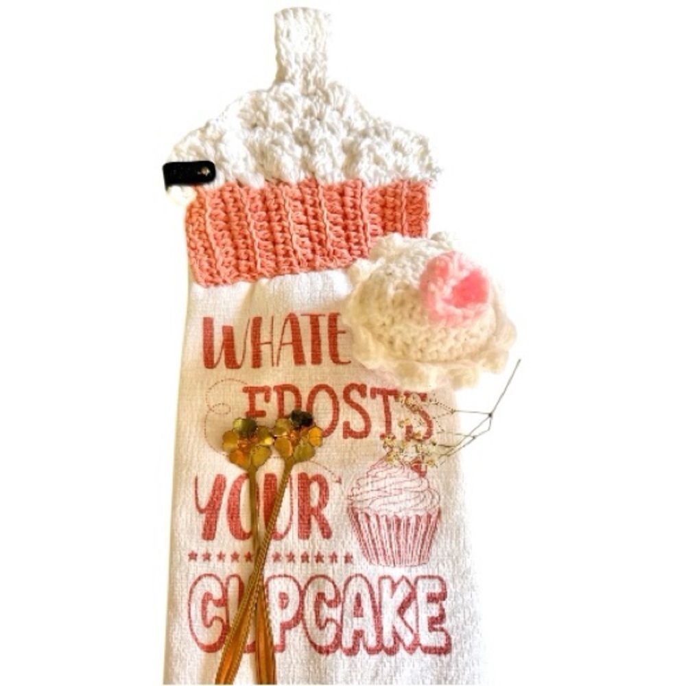 NWT Handmade Crochet Cupcake Kitchen Hand Towel - Picture 4 of 5